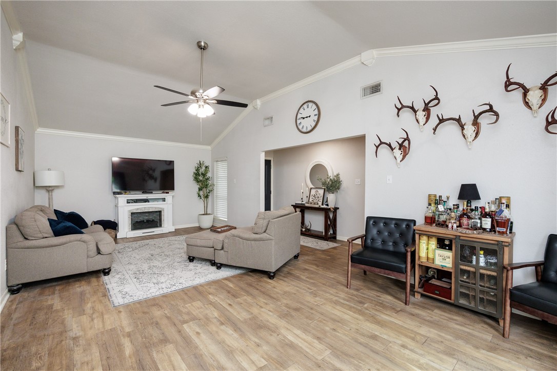 4233 Nolford Pl Property Photo 11