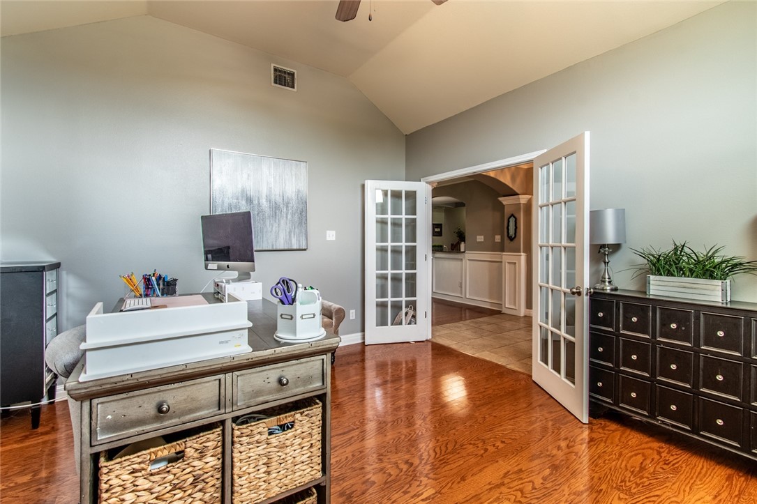 7461 Lake Micala Dr Property Photo 21