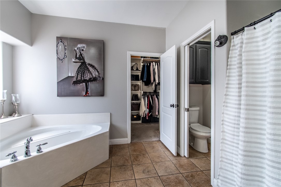 7461 Lake Micala Dr Property Photo 29