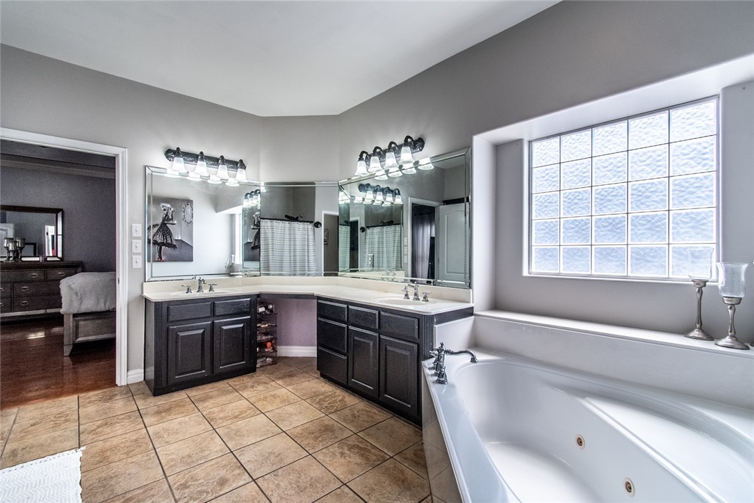 7461 Lake Micala Dr Property Photo 30