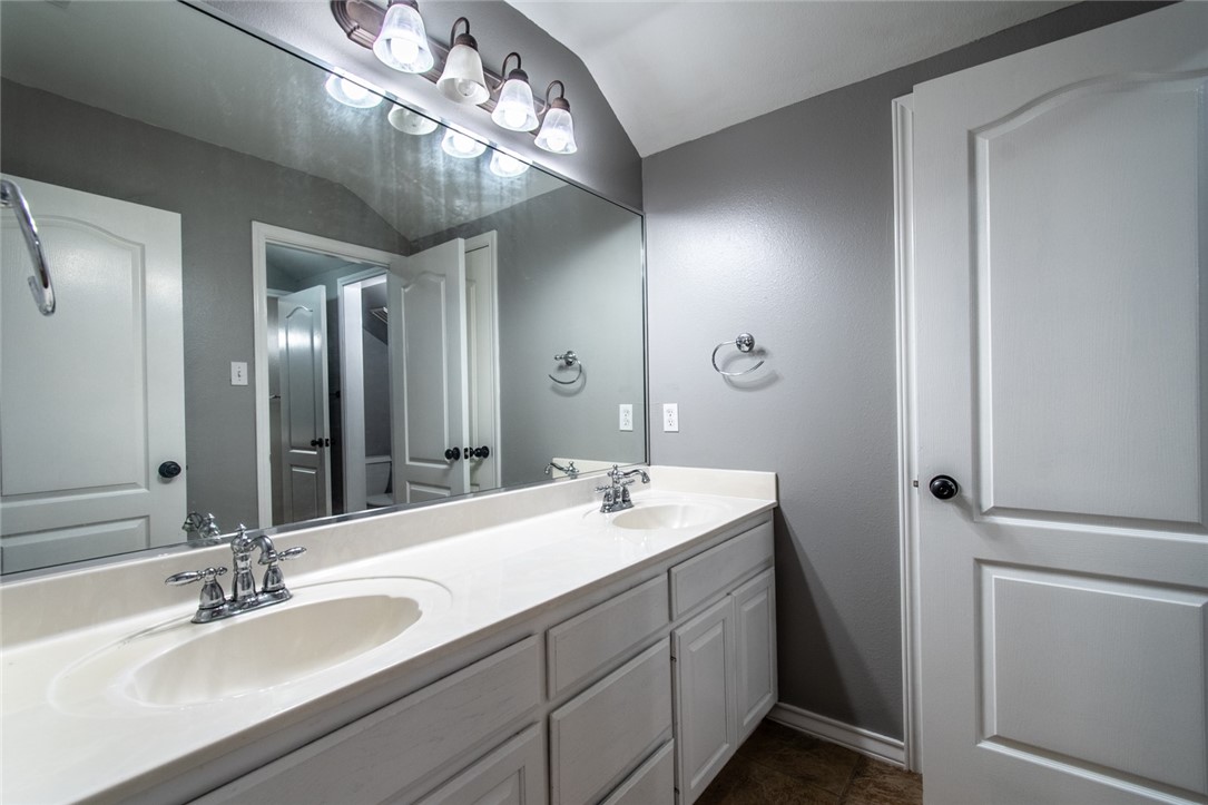 7461 Lake Micala Dr Property Photo 35