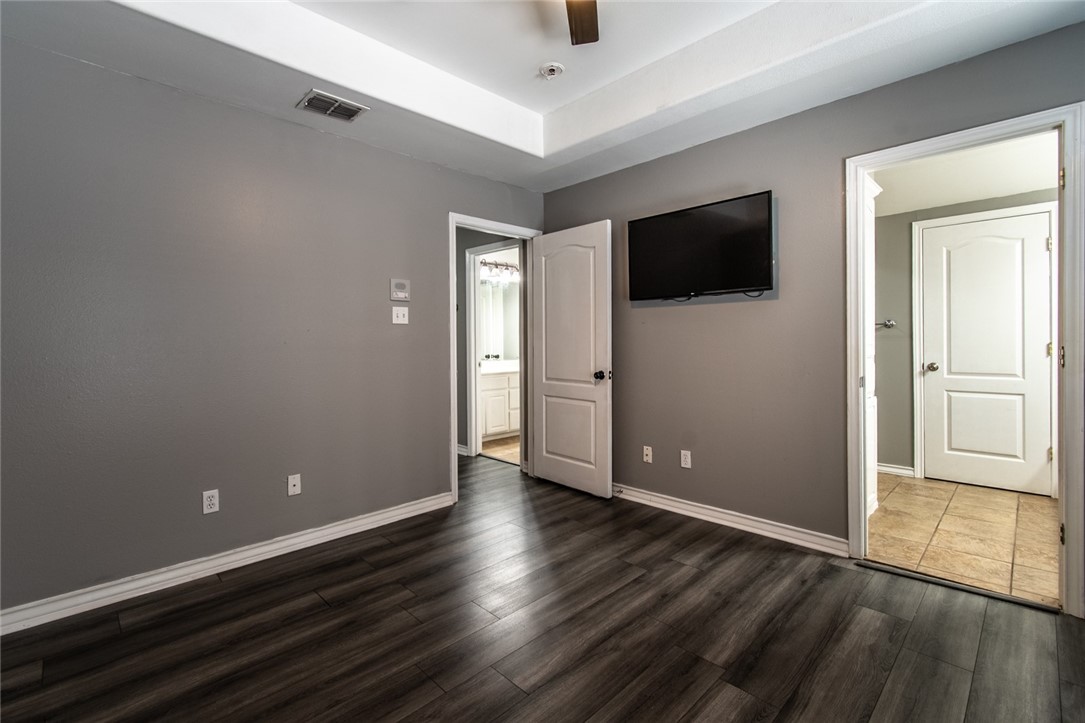 7461 Lake Micala Dr Property Photo 37