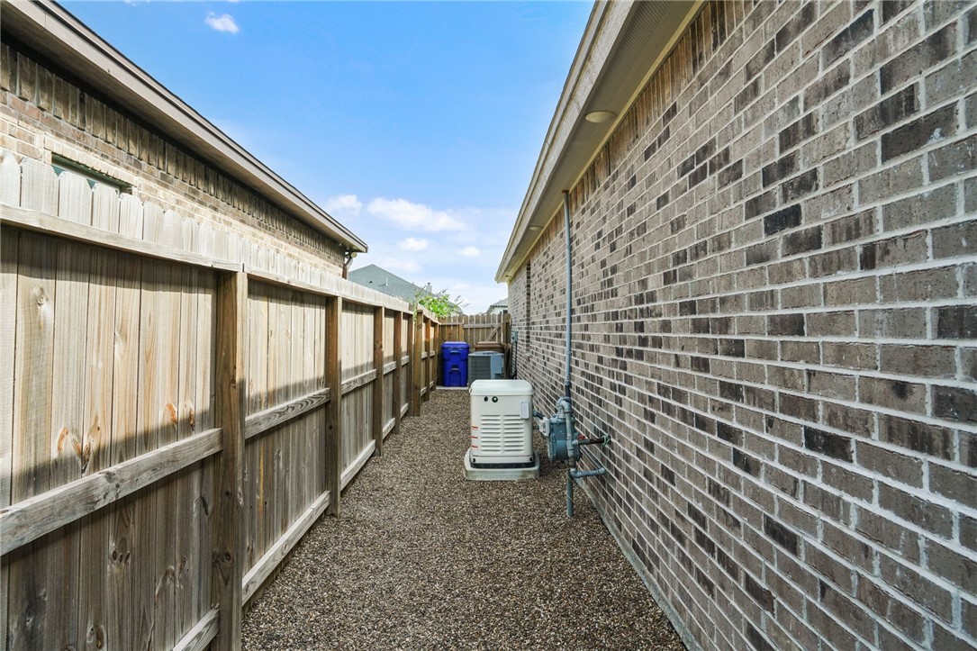 7826 Hulk Dr Property Photo 34