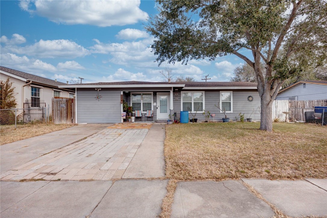 3906 Barnes St Property Photo 1