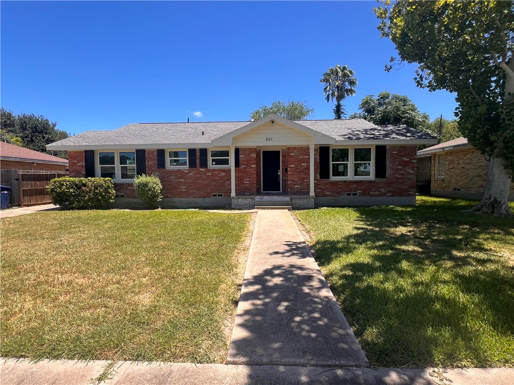 621 Hopper Dr Property Photo 1