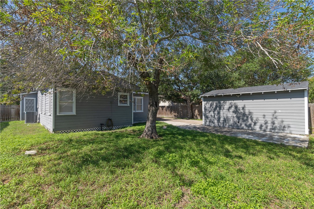 609 Pennington Dr Property Photo 36