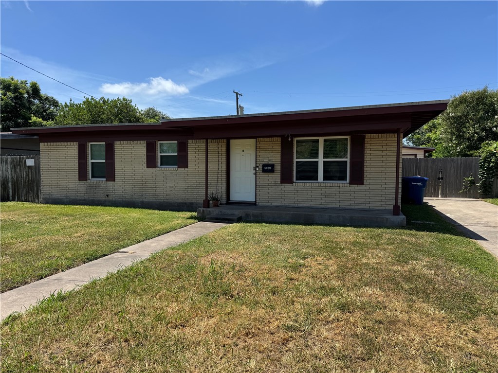 5829 Kimbrough Dr Property Photo 1