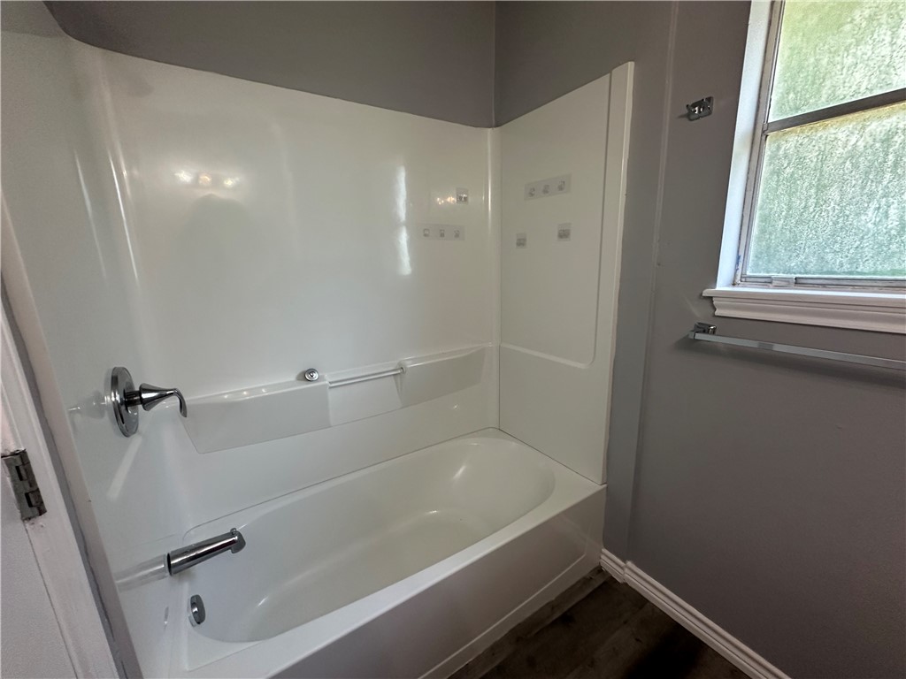 2563 Live Oak St Property Photo 25