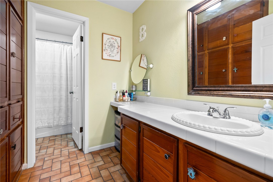 1934 Chandler Pl Property Photo 22