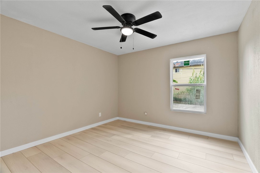 4106 Christie St Property Photo 9