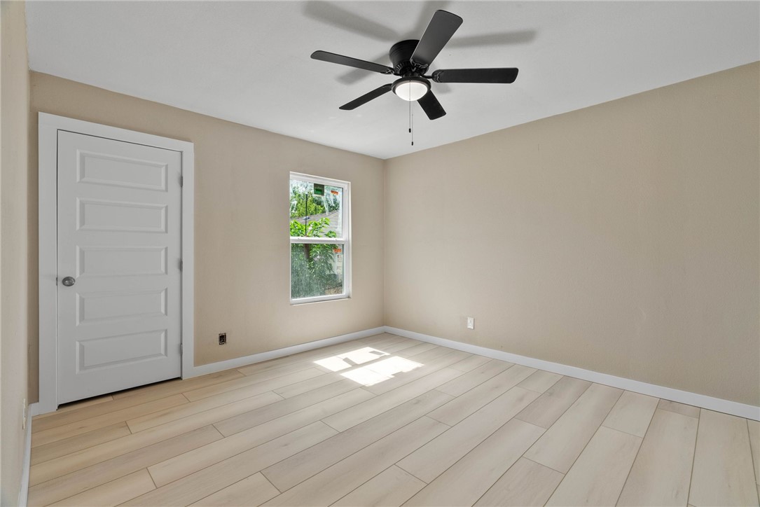 4106 Christie St Property Photo 11