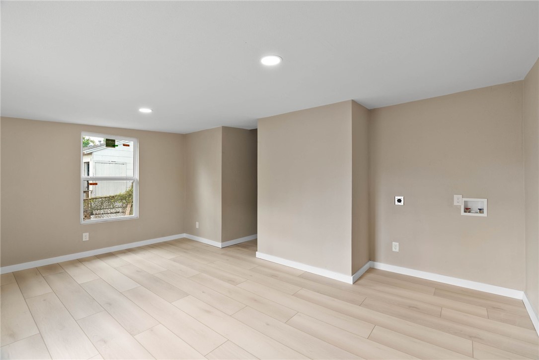 4106 Christie St Property Photo 13