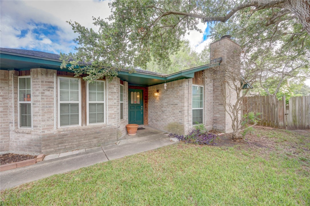 7014 Premont Dr Property Photo 1