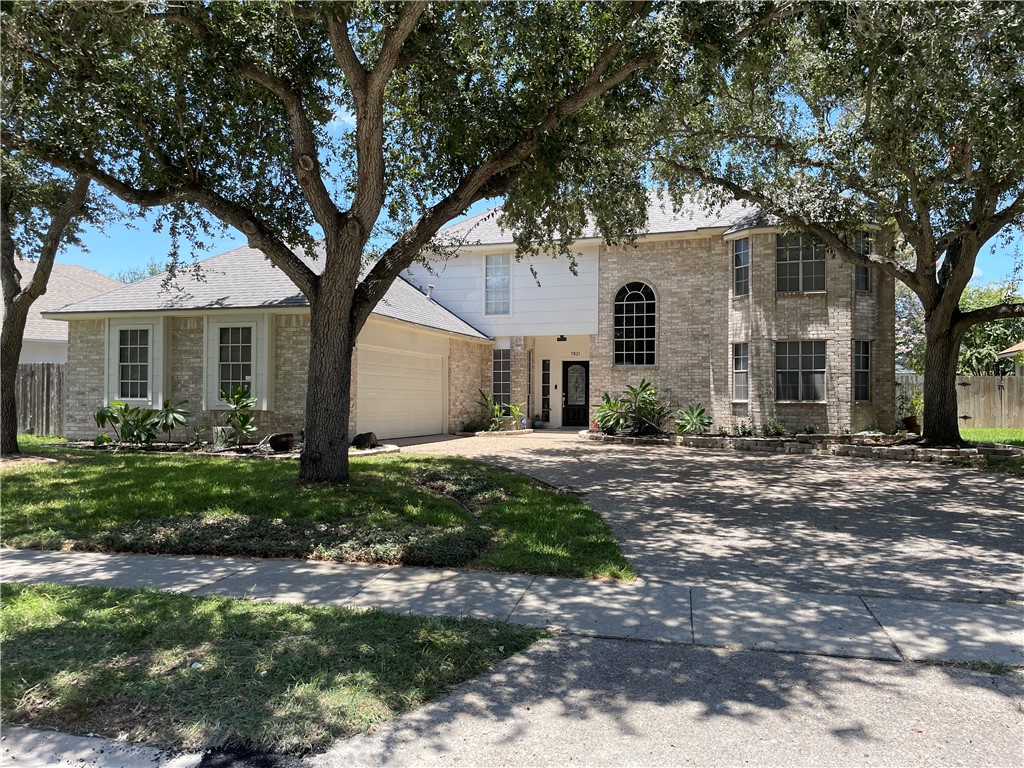 7821 Etienne Dr Property Photo 1