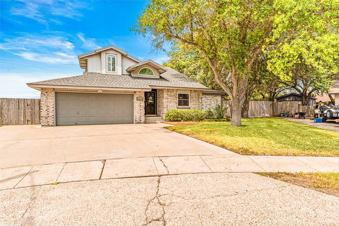 2204 Pinyon Dr Property Photo 1