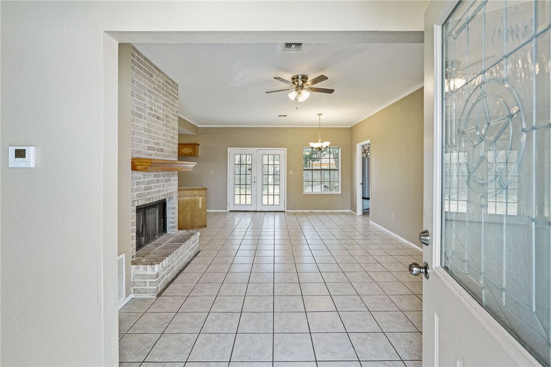 1205 Wyoming St Property Photo 3