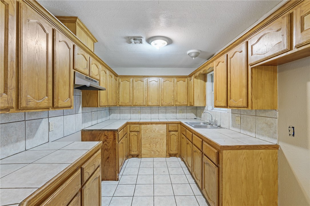 1205 Wyoming St Property Photo 6