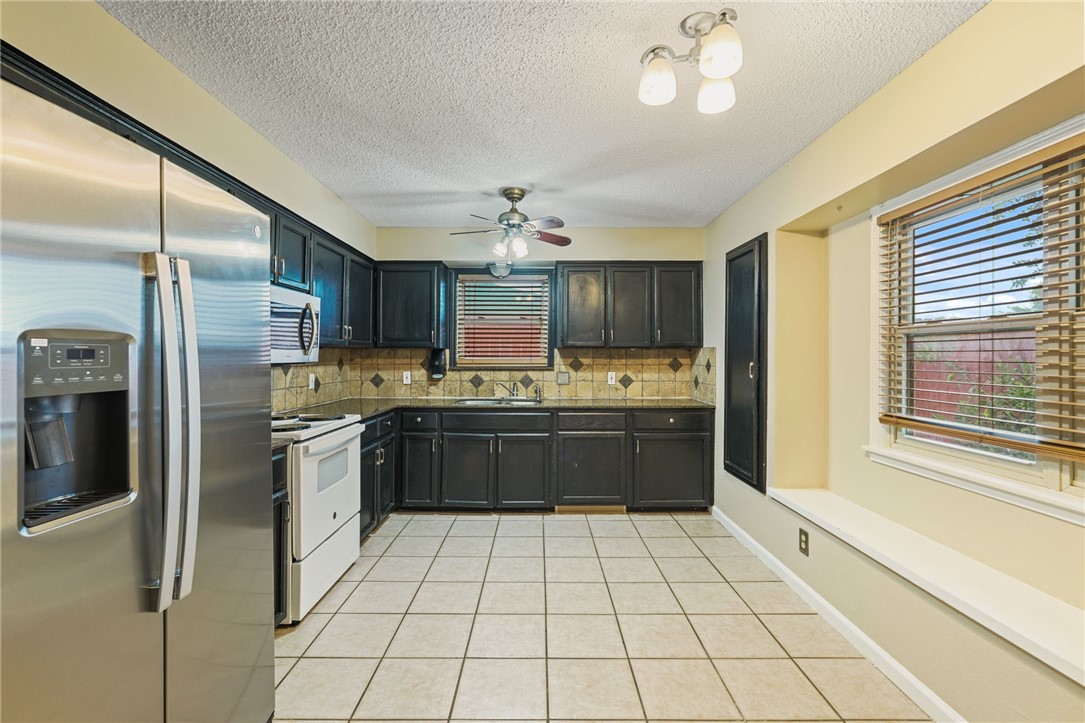 6318 Preakness Property Photo 4