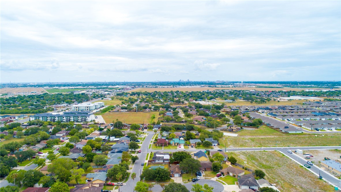 6318 Preakness Property Photo 17