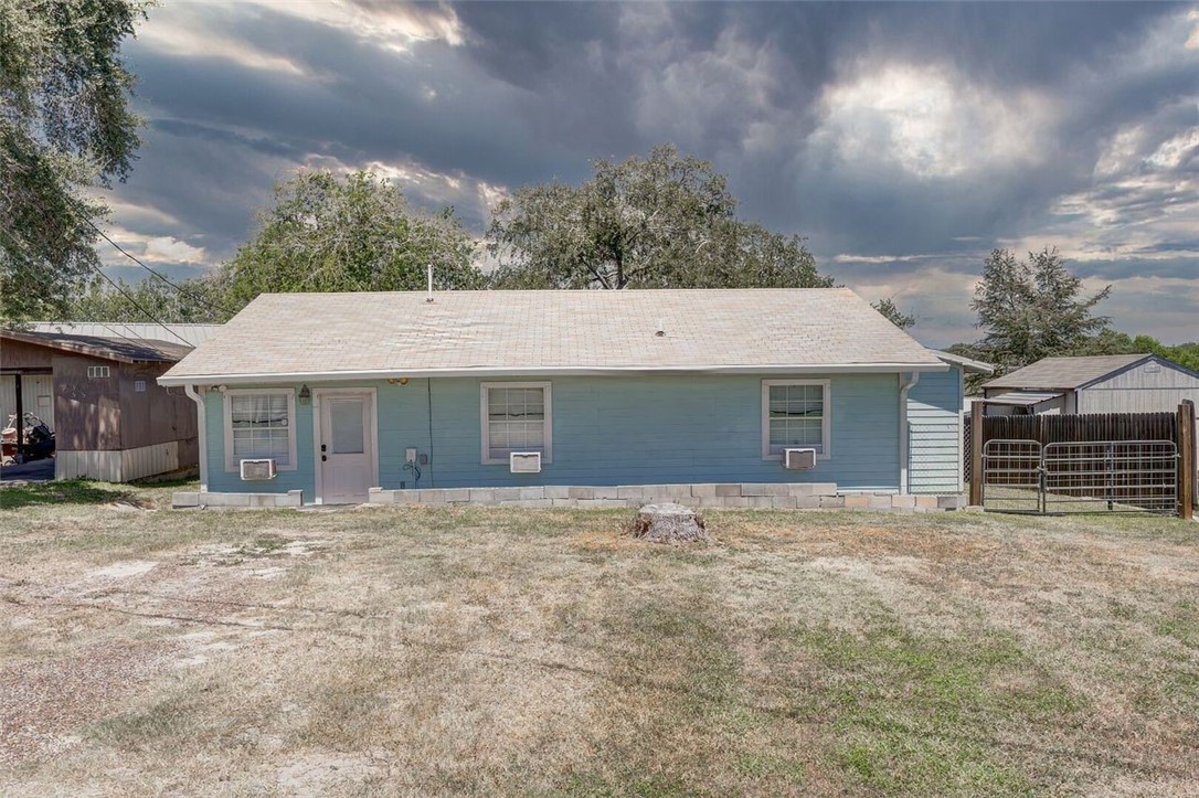 9541 County Road 505 Property Photo 1