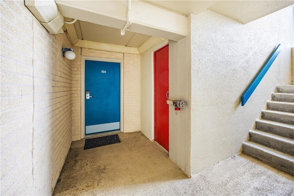 6109 State Highway 361 104 Property Photo 6