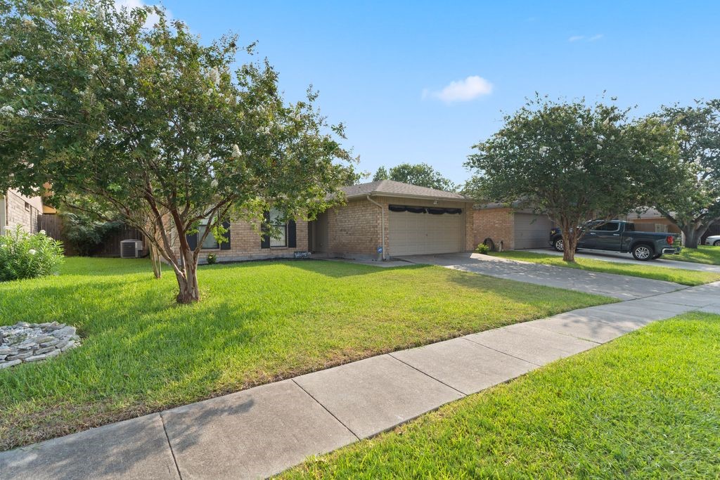 4446 Sunlight Dr Property Photo 3
