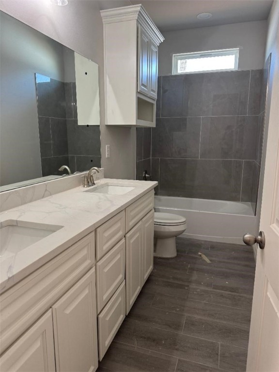 2110 Sera Property Photo 9