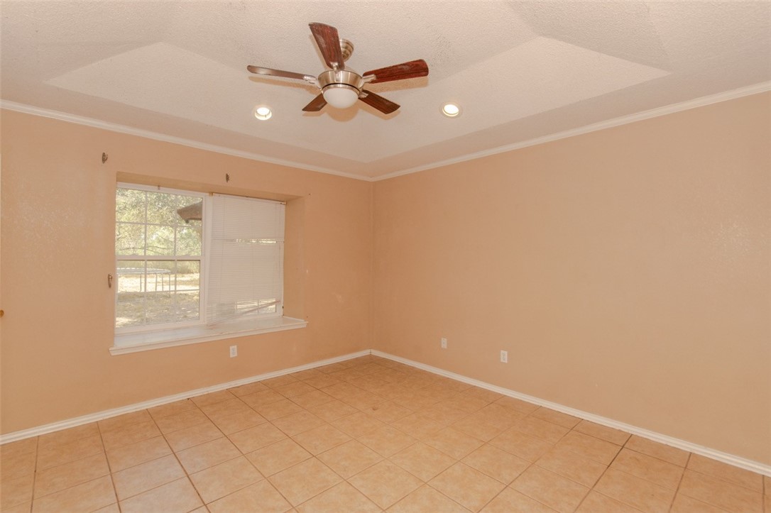 243 Melanie Property Photo 6