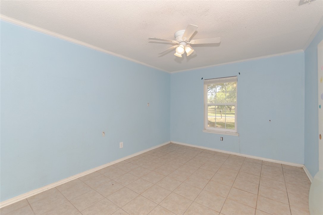 243 Melanie Property Photo 9