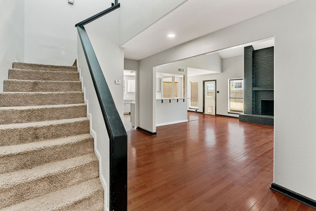 6309 Wimbledon St Property Photo 5