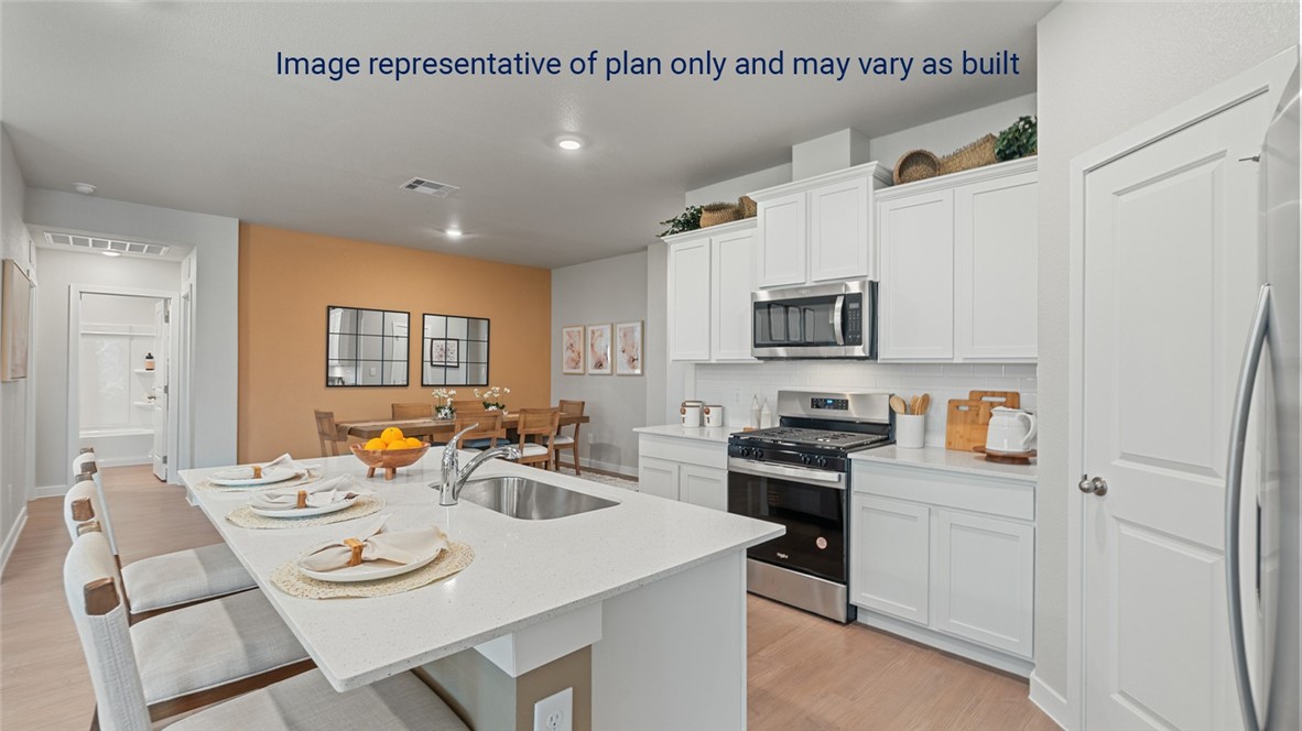 7713 Macedonian Dr Property Photo 9