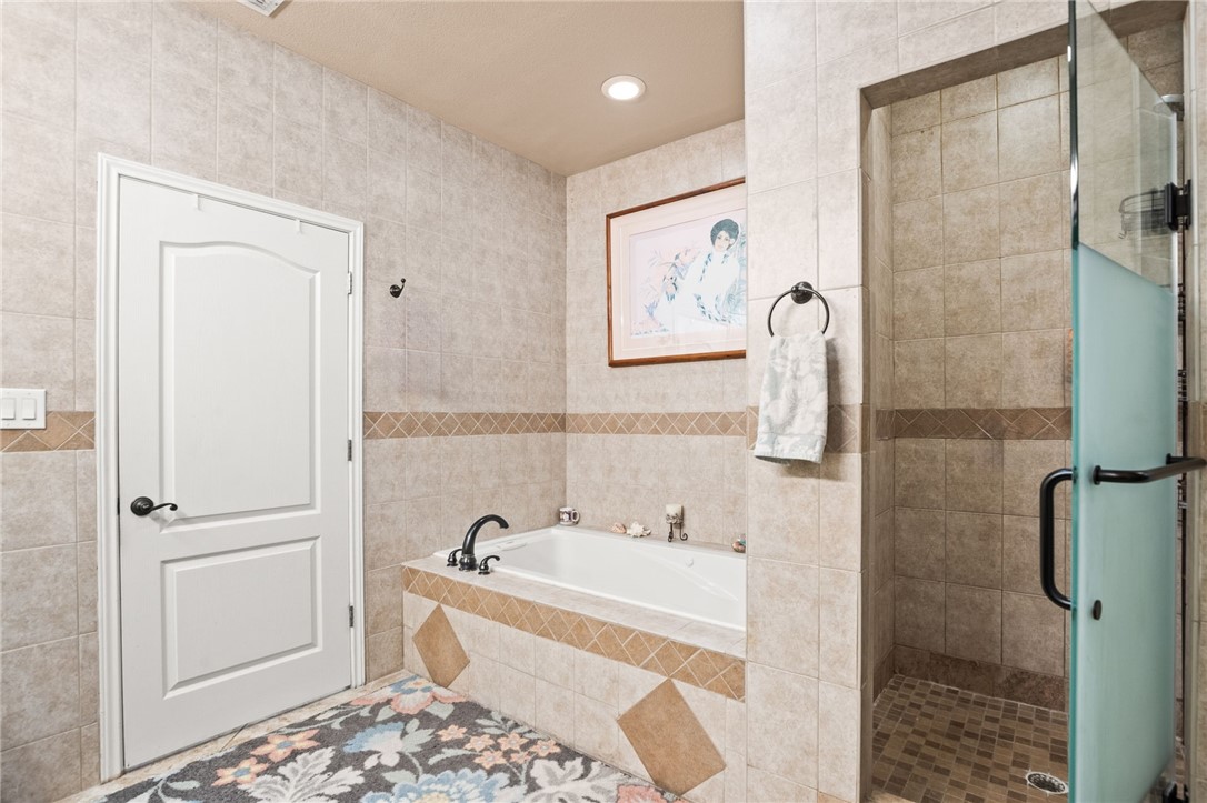 4409 Masters Dr Property Photo 27