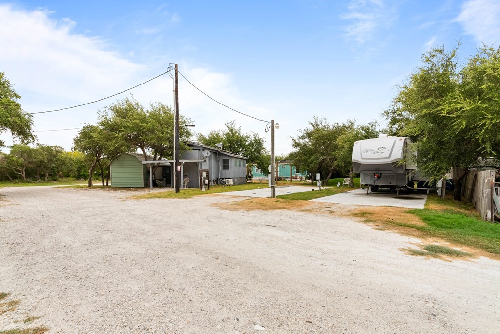 914-916-918 Mission St Property Photo 9