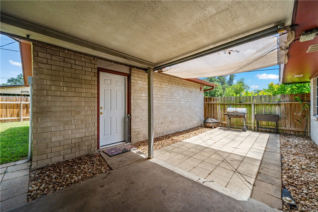 2003 Oklahoma St Property Photo 22