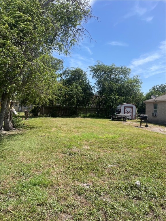 238 Sunset Rd Property Photo 1