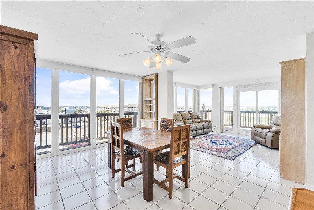 15002 Windward Dr 401 Property Photo 14