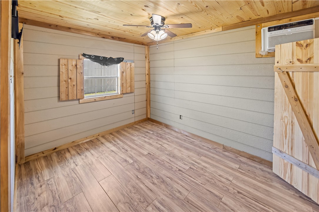 4127 Fm 799 Property Photo 16