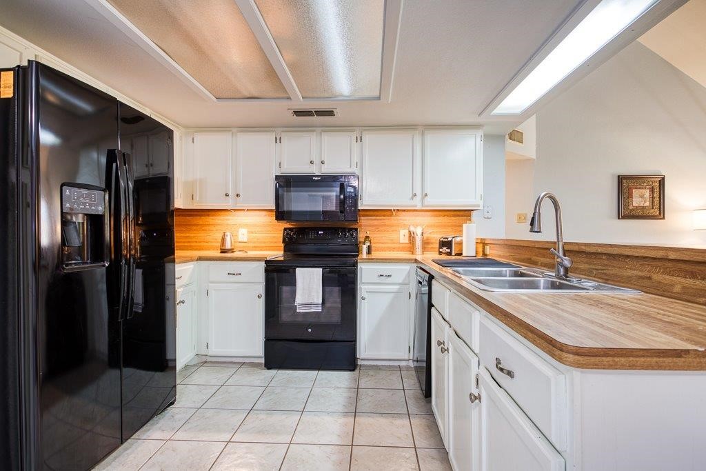 906 Saint Christopher St Property Photo 15