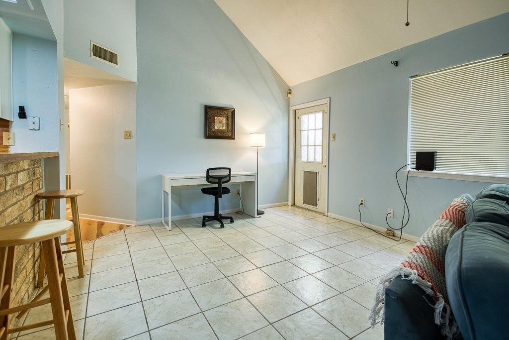 906 Saint Christopher St Property Photo 21