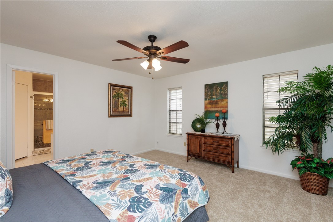 2353 Willow Dr Property Photo 17