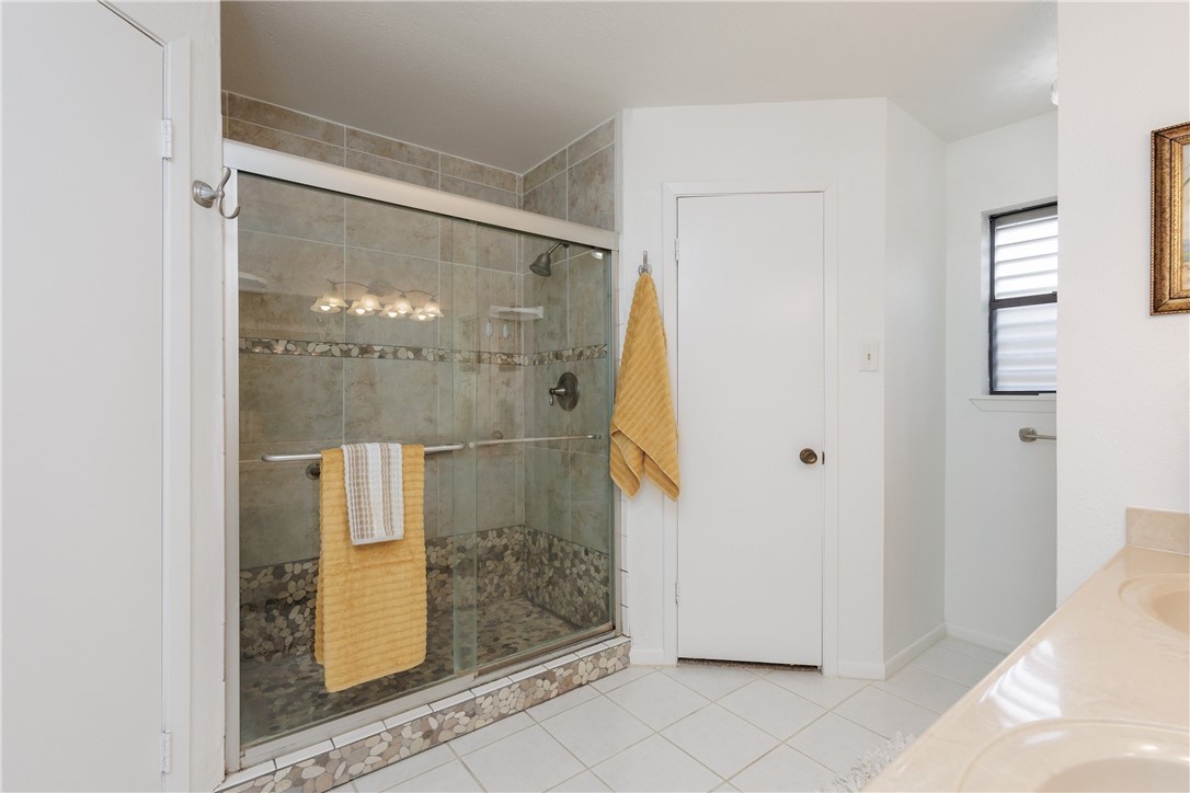 2353 Willow Dr Property Photo 20