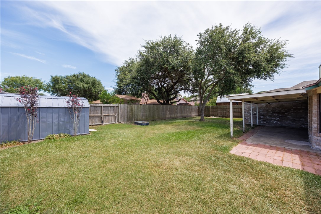 2353 Willow Dr Property Photo 31