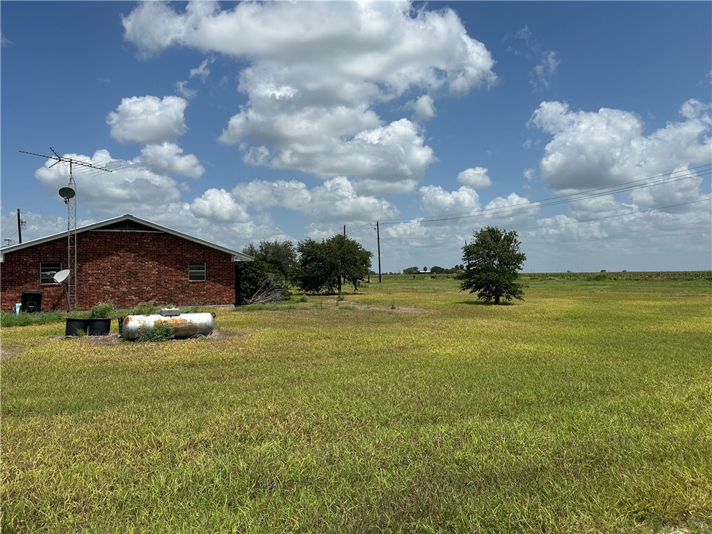 7602 Fm 796 Property Photo 4