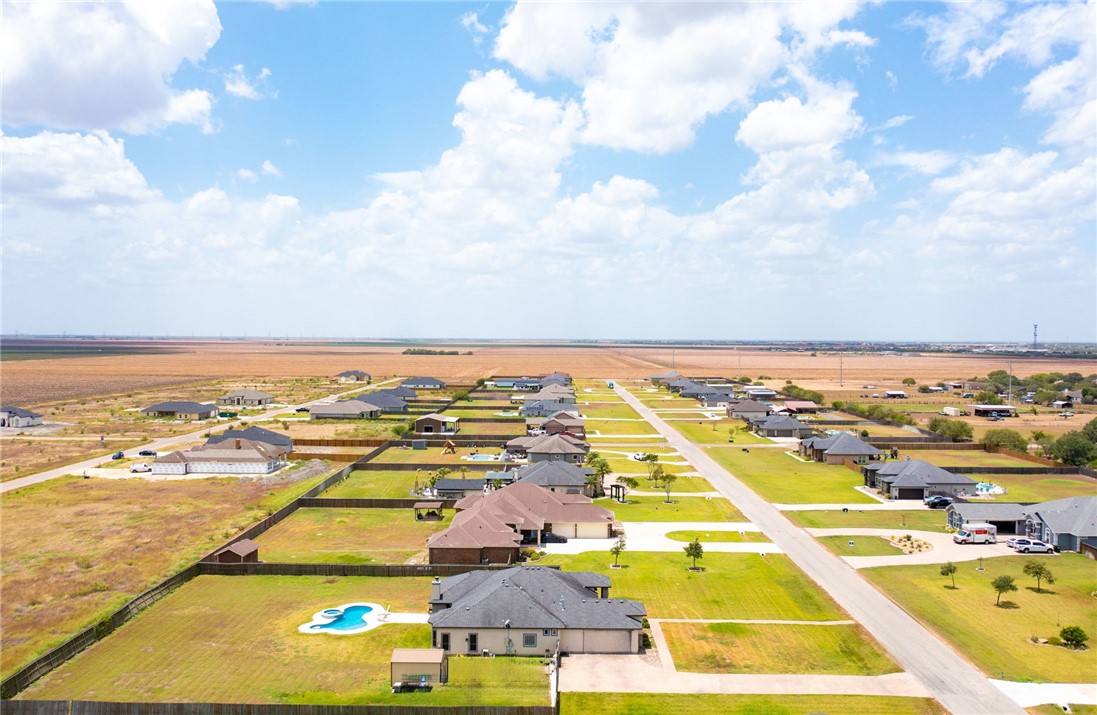 3721 Amanda Property Photo 5