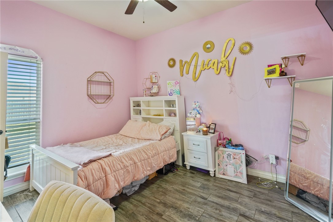 3721 Amanda Property Photo 22