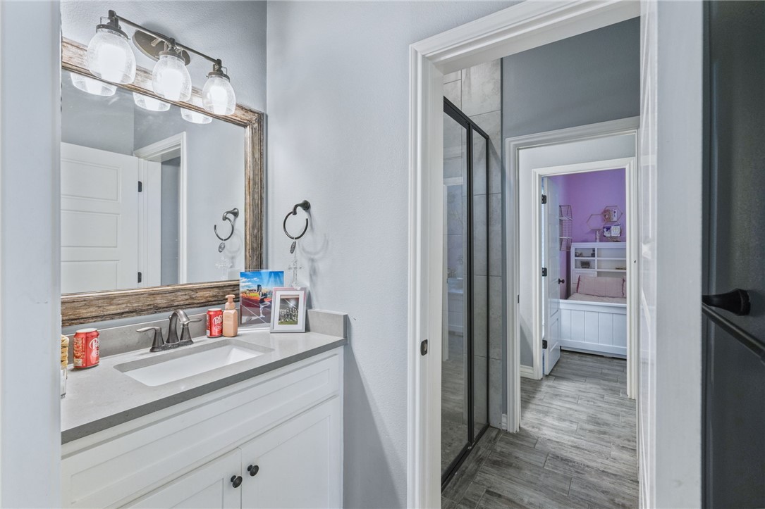 3721 Amanda Property Photo 23