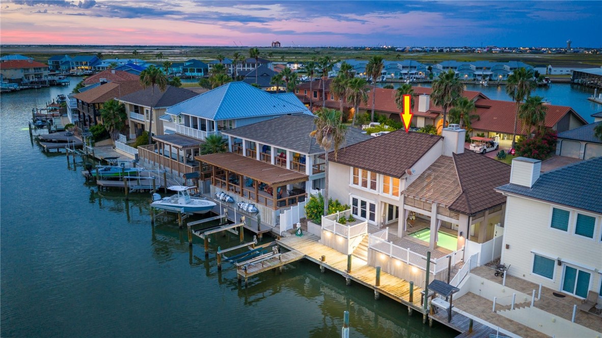 465 Marina Dr Property Photo 2