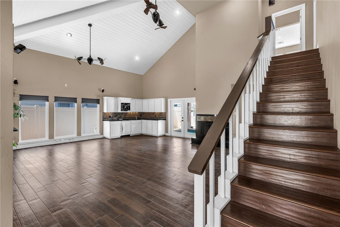 465 Marina Dr Property Photo 8