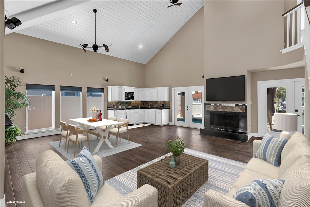 465 Marina Dr Property Photo 10