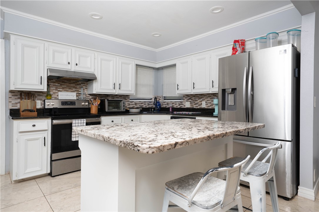 7237 Sugar Ridge Property Photo 9